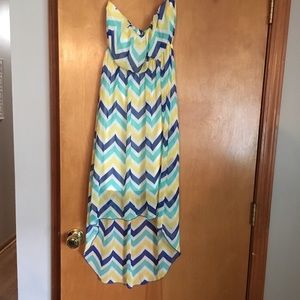 Hi-low strapless dress